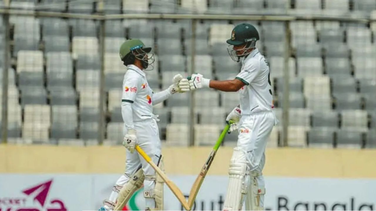১৫৬ রানের লিডে ম্যাচের নিয়ন্ত্রণে বাংলাদেশ